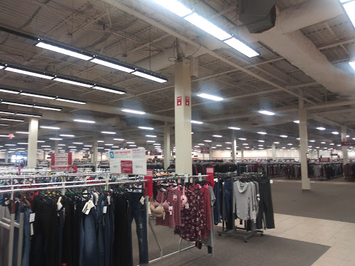 Clothing Store «Burlington Coat Factory», reviews and photos, 6725 E Black Horse Pike, Egg Harbor Township, NJ 08234, USA