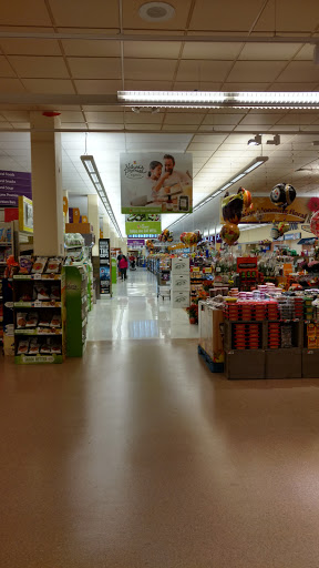 Grocery Store «Giant Food», reviews and photos, 2501 9th Rd S, Arlington, VA 22204, USA