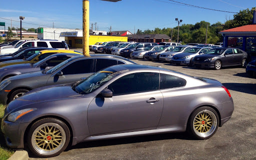 Car Dealer «Certified Auto Dealers», reviews and photos, 1195 N Madison Ave, Greenwood, IN 46142, USA