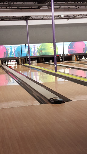 Bowling Alley «King Pins Bowling Center», reviews and photos, 5310 Lenox Ave, Jacksonville, FL 32205, USA