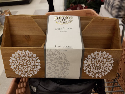 Department Store «T.J. Maxx and HomeGoods», reviews and photos, 7349 Lemont Rd, Downers Grove, IL 60516, USA