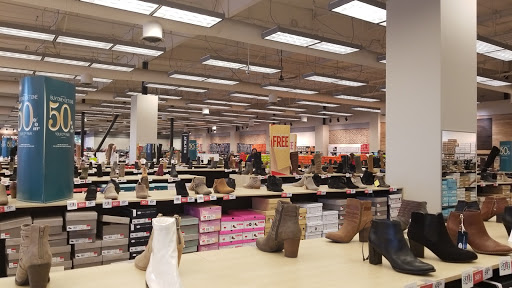 Shoe Store «Off Broadway Shoe Warehouse», reviews and photos, 13400 Jamboree Rd, Irvine, CA 92602, USA