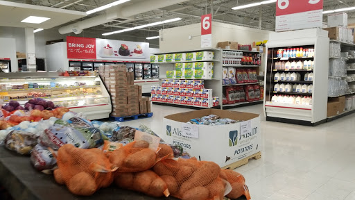 Restaurant Supply Store «Gordon Food Service Store», reviews and photos, 5720 N Telegraph Rd, Dearborn Heights, MI 48127, USA