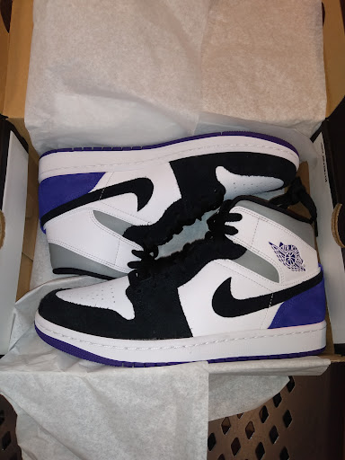 Clothing Store «Nike Factory Store», reviews and photos, 2350 Grand Cypress Dr #350, Wesley Chapel, FL 33544, USA