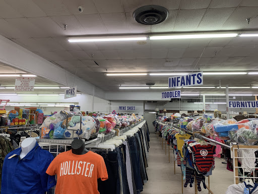 Thrift Store «Community Thrift Store», reviews and photos, 6015 Edgewater Dr, Orlando, FL 32810, USA
