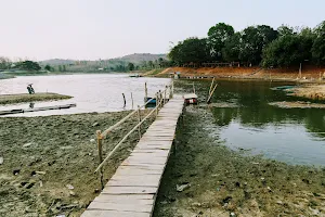 Waduk Tempuran image