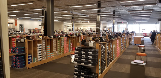 Shoe Store «DSW Designer Shoe Warehouse», reviews and photos, 1065 Woodland Rd, Reading, PA 19610, USA