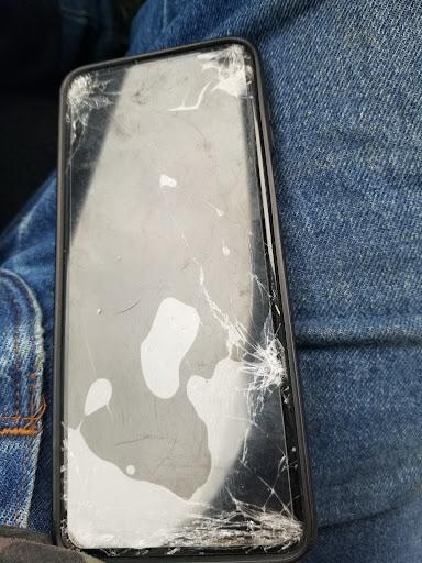 Mobile Phone Repair Shop «CPR Cell Phone Repair Akron - Fairlawn», reviews and photos, 3869 Medina Rd A, Akron, OH 44333, USA