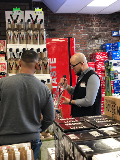Liquor Store «FERNANDEZ SQUARE LIQUORS», reviews and photos, 342 Broad St, Providence, RI 02907, USA