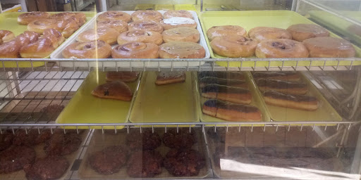 Donut Shop «Turner Donut Shop», reviews and photos, 902 9th Ave W, Bradenton, FL 34205, USA