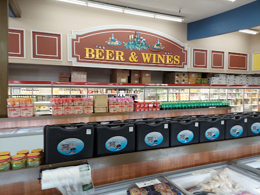 Asian Grocery Store «Hong Phat Food Center», reviews and photos, 101 SE 82nd Ave, Portland, OR 97216, USA