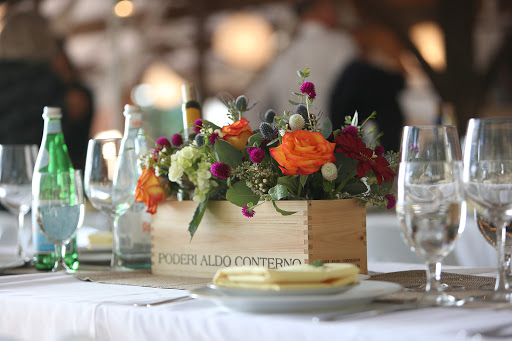 Florist «Montvale Florist», reviews and photos, 6 Railroad Ave, Montvale, NJ 07645, USA