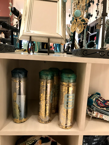 Fashion Accessories Store «Charming Charlie», reviews and photos, 5175 Deerfield Blvd, Mason, OH 45040, USA