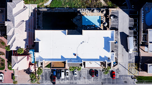 Roofing Contractor «McAllen Valley Roofing Co.», reviews and photos, 107 Calle Del Norte Dr #5c, Laredo, TX 78041, USA