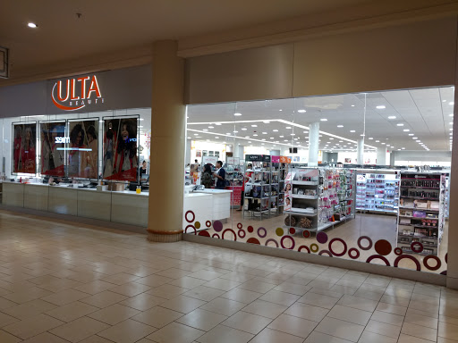 Shopping Mall «Freehold Raceway Mall», reviews and photos, 3710 U.S. 9, Freehold, NJ 07728, USA