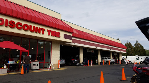 Tire Shop «Discount Tire Store - Vancouver, WA», reviews and photos, 8120 NE Vancouver Plaza Dr, Vancouver, WA 98662, USA