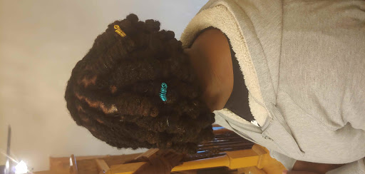 Hair Salon «Twisted Rootz Natural Hair Care Salon», reviews and photos, 2903 Oakland Ave, Greensboro, NC 27403, USA