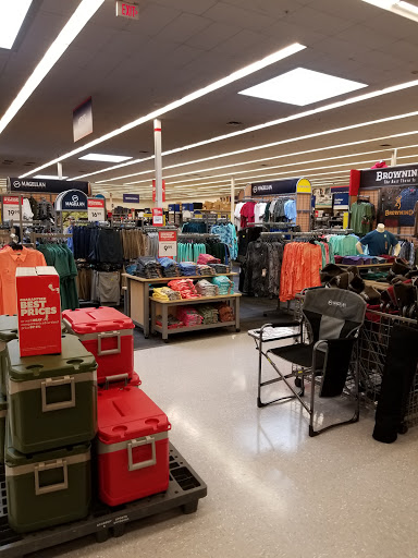 Sporting Goods Store «Academy Sports + Outdoors», reviews and photos, 6100 Warden Rd, Sherwood, AR 72120, USA