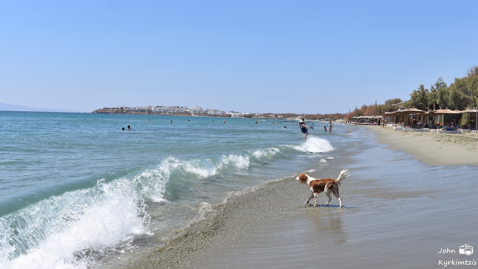 Foto de Agios Fokas - lugar popular entre os apreciadores de relaxamento