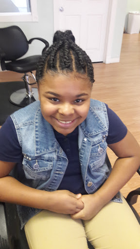 Beauty Salon «Knotty by Nature Natural Hair Salon LLC», reviews and photos, 112 Athens W Pkwy Suite A, Athens, GA 30606, USA