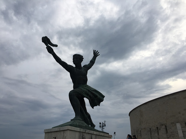 Értékelések erről a helyről: Szabadság szobor, Budapest - Templom