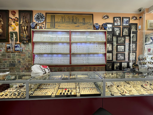 Jeweler «K & D Jewelry & Gold Buyers», reviews and photos, 37-15 Ditmars Blvd, Astoria, NY 11105, USA