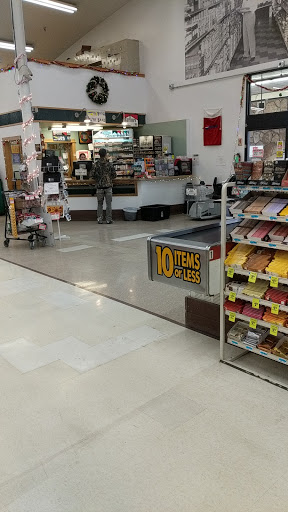 Grocery Store «Town & Country», reviews and photos, 1217 W Park St, Livingston, MT 59047, USA