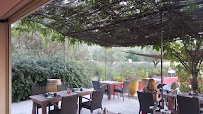 Atmosphère du Restaurant français O Caprices de Mathias à Saint-Rémy-de-Provence - n°6