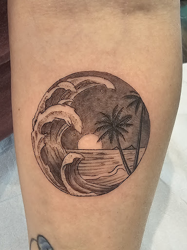 Explore cute heart tattoo ideas, creative tattoo ideas in Honolulu, available at Aloha Tattoo Waikiki Hilton Hawaiian Village Rainbow Bazaar