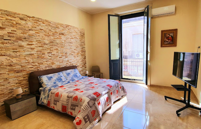Photos du propriétaire Chambre d'hôtes A casa con noi affittacamere climatizzate con wifi e netflix(pure a ore...2 ore 30 euro) 95014 Giarre