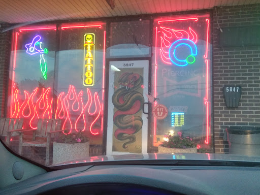 Explore dnr tattoo ideas, creative tattoo ideas in Rockford, available at Tattoo Bobs