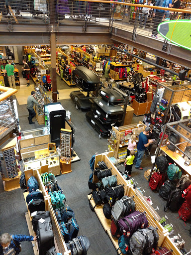 Camping Store «REI», reviews and photos, 1703 S Brentwood Blvd, Brentwood, MO 63144, USA