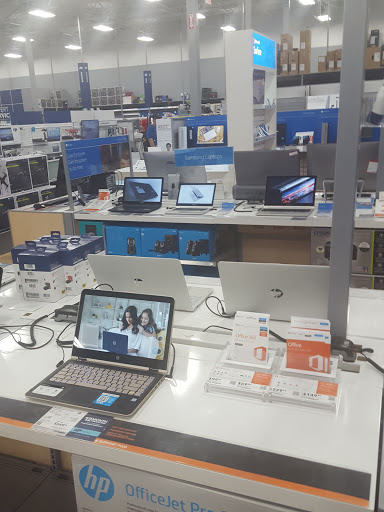 Electronics Store «Best Buy», reviews and photos, 3435 Princeton Rd, Hamilton, OH 45011, USA