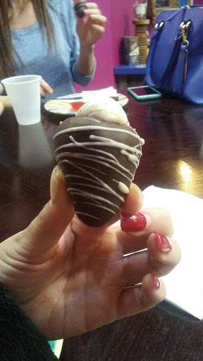 Dessert Shop «Devour Desserts», reviews and photos, 671 Bridgeton Pike, Mantua Township, NJ 08051, USA