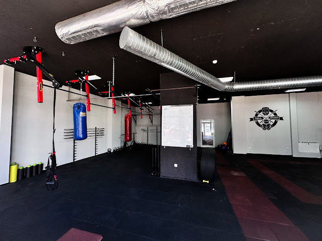 https://www.facebook.com/hellsportclub/