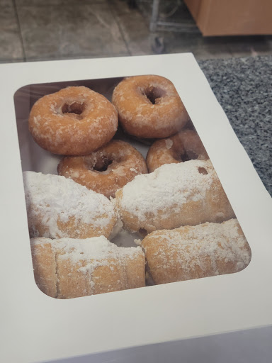 Donut Shop «Cresent Donut Shops», reviews and photos, 231 S Adams St, Bloomington, IN 47404, USA