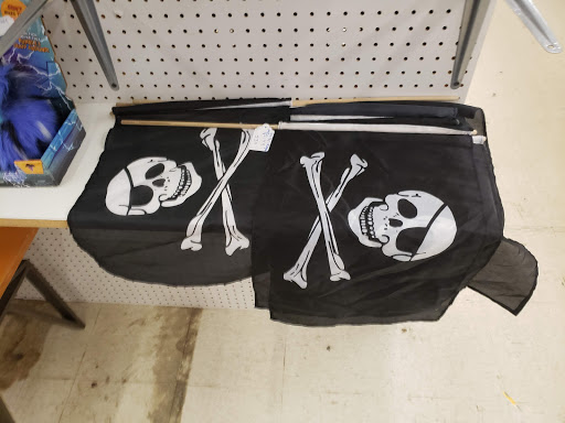 Flea Market «Traderbakers Flea Market», reviews and photos, 2080 Burton Ln, Martinsville, IN 46151, USA