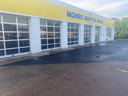 Monro Auto Service and Tire Centers image 8