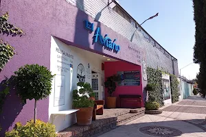 El Aviario Restaurante image
