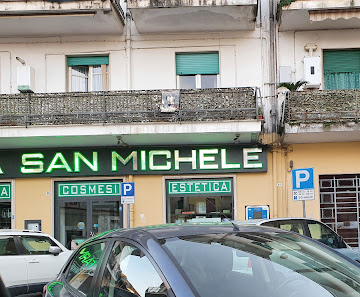 Farmacia San Michele Piazza S. Michele, 3, 81022 Casagiove CE, Italia