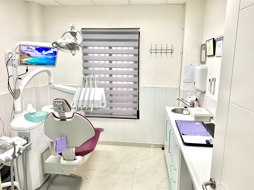 Clinica Dental Doctor Lluch Urgencias 24 H en Valencia