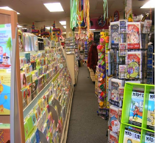 Gift Shop «Aahs The Ultimate Gift Store», reviews and photos, 3223 Wilshire Blvd, Santa Monica, CA 90403, USA