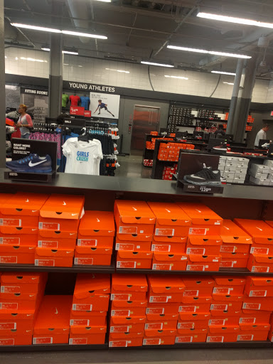 Sportswear Store «Nike», reviews and photos, 1261 Woodward Ave, Detroit, MI 48226, USA