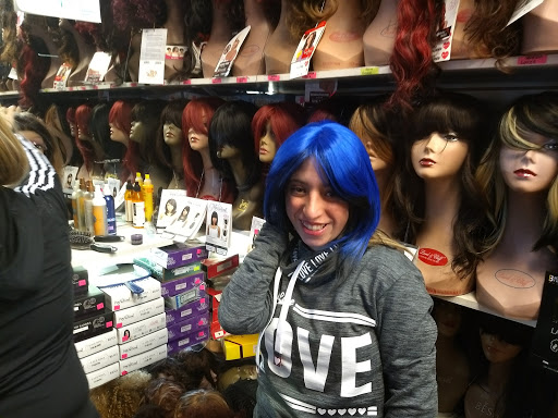 Beauty Supply Store «R Barber And Beauty Supply», reviews and photos, 3283 S John Young Pkwy e, Kissimmee, FL 34746, USA