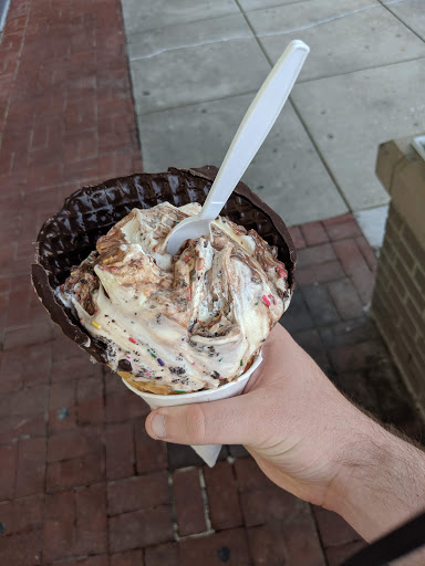 Ice Cream Shop «Cold Stone Creamery», reviews and photos, 7314 Baltimore Ave, College Park, MD 20740, USA