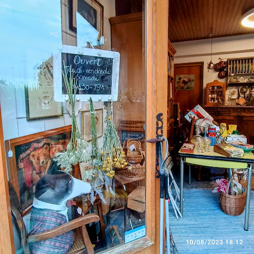 Magasin d'antiquités Le Passe Temps Morzine