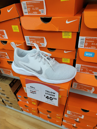 Shoe Store «Shoe Carnival», reviews and photos, 511 S Plano Rd, Richardson, TX 75081, USA