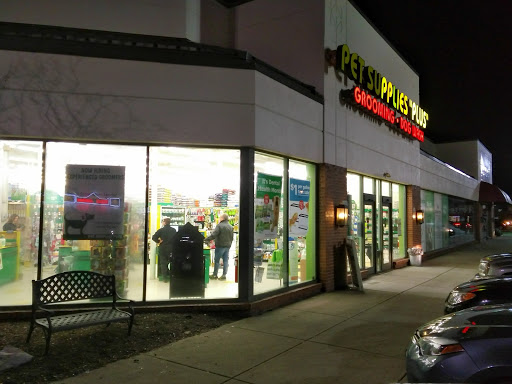 Pet Supply Store «Pet Supplies Plus», reviews and photos, 3733 Union Rd #200, Cheektowaga, NY 14225, USA