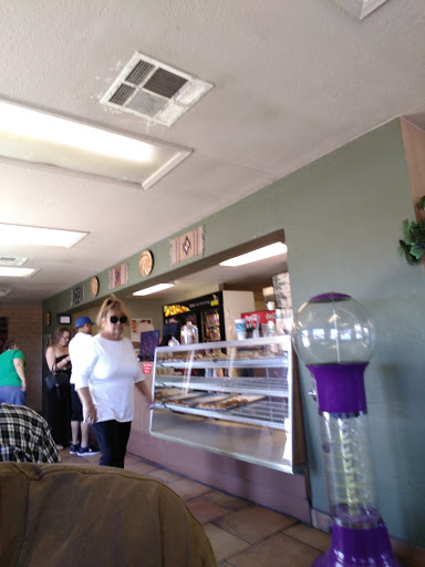 Donut Shop «Bosa Donuts & Burritos», reviews and photos, 190 Avenida de Mesilla, Las Cruces, NM 88005, USA