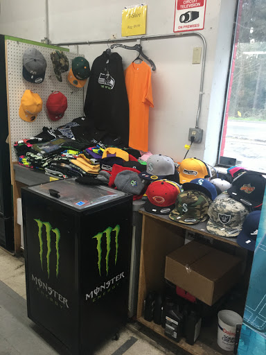 Convenience Store «Hill Top Grocery», reviews and photos, 26484 WA-3, Poulsbo, WA 98370, USA